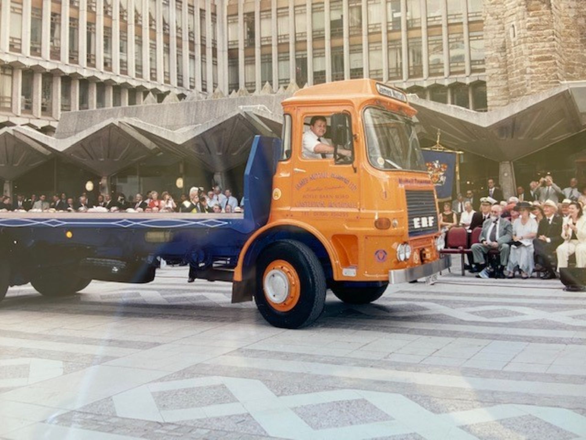 ** EXTRA LOT ** ERF A Series 4x2 Rigid Flat Bed Truck, registration no. VVT 439L, date first - Image 4 of 9