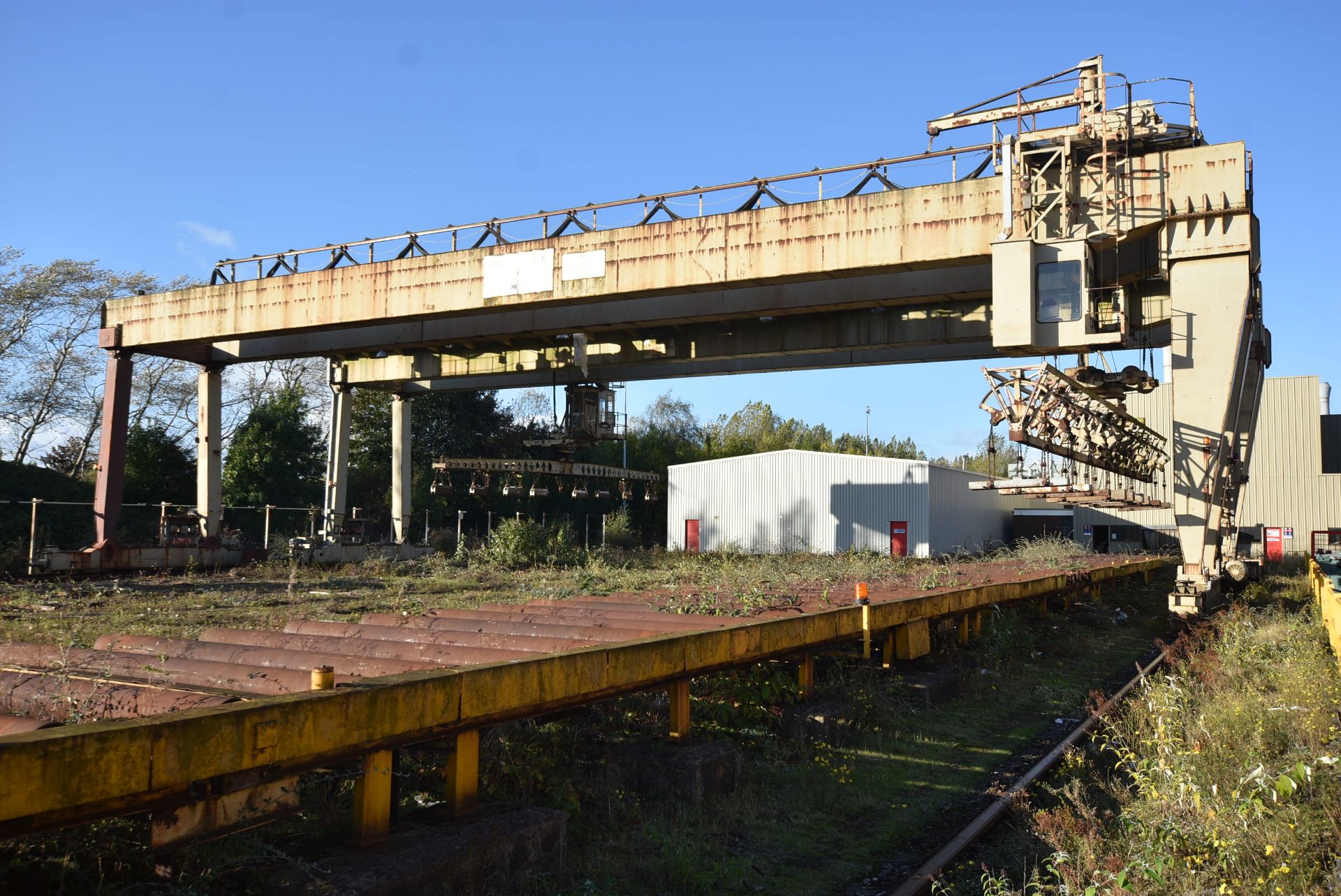 NEI 15 ton SWL RAIL MOUNTED TWIN GIRDER OVERHEAD GANTRY CRANE, maker no. 53012, with Boxmag Rapid - Image 7 of 7