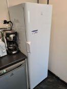 Indesit RefrigeratorPlease read the following important notes:- ***Overseas buyers - All lots are