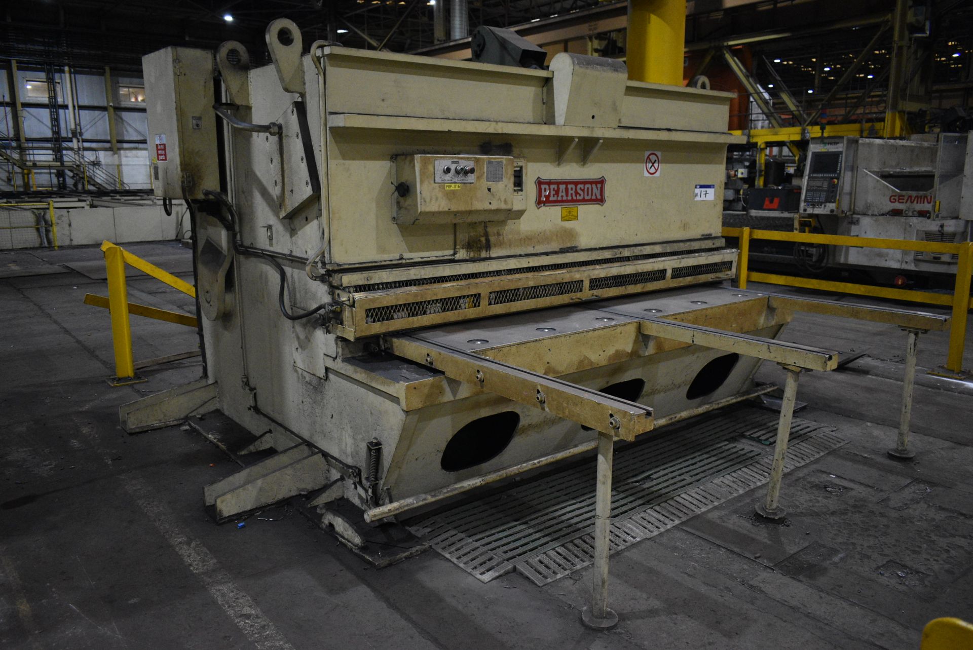 Pearson 2500 x 15mm HYDRAULIC GUILLOTINE, max leng - Image 2 of 11