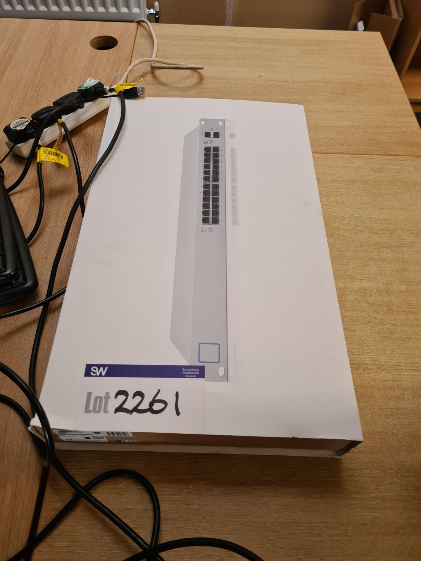 Unifi Switch 24 500W Managed PoE+ Gigabit Switch, with SFPPlease read the following important