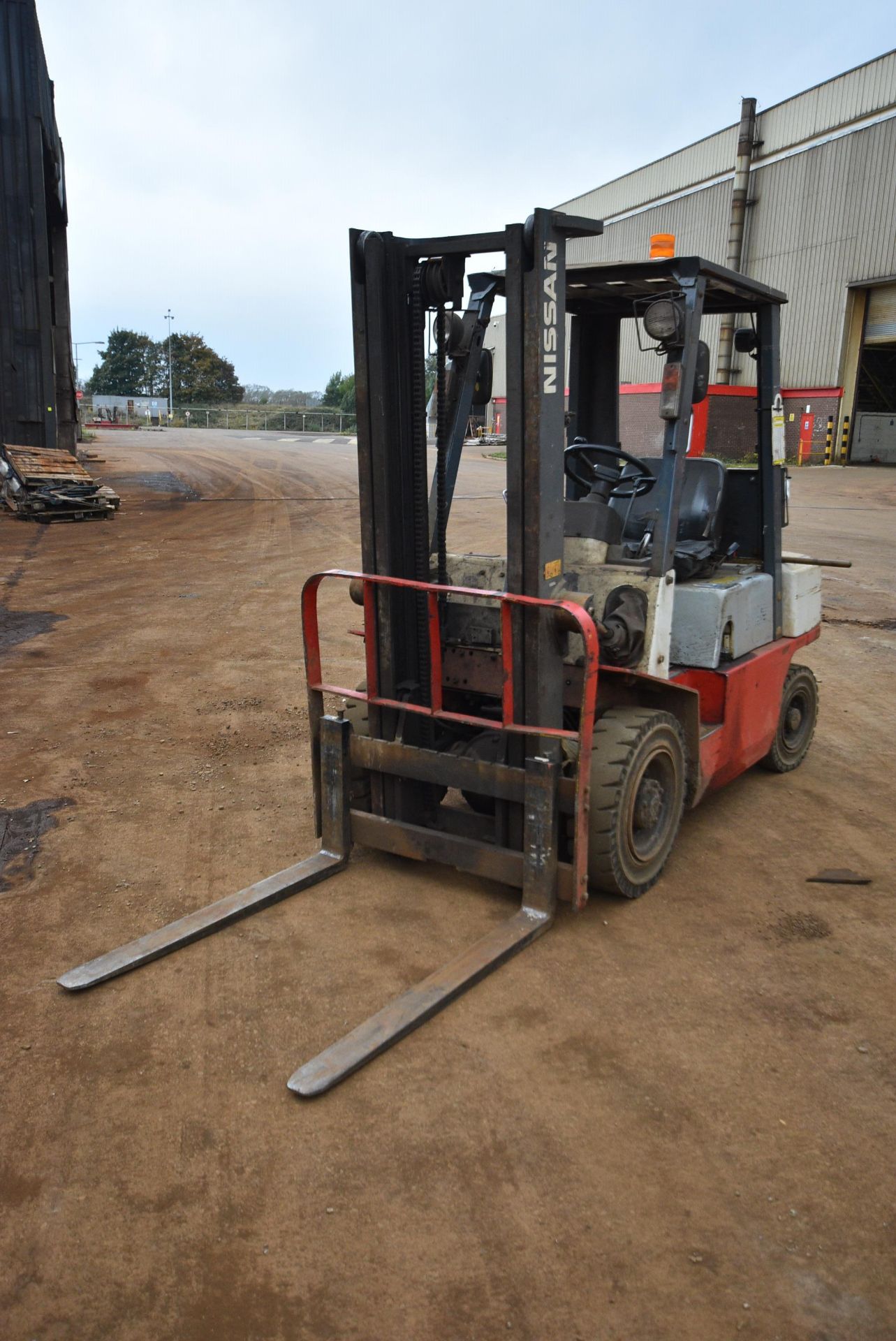 Nissan 25 2500kg Diesel Fork Lift Truck, 11442 hou - Image 2 of 7