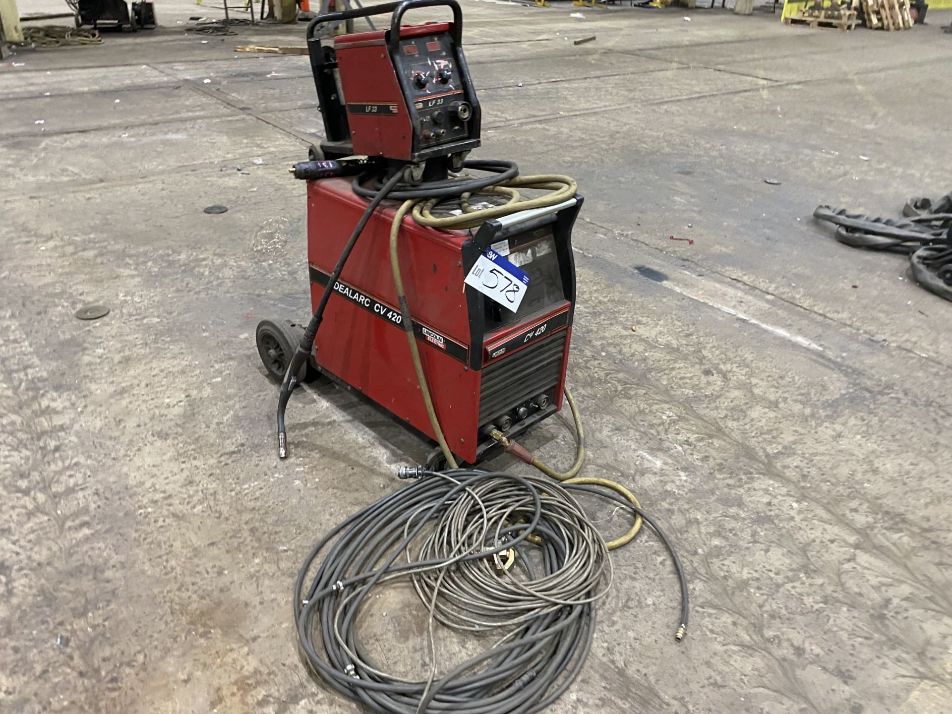Lincoln Electric Ideal Arc CV420 Mig Welder, with wire feed unitPlease read the following - Image 2 of 2