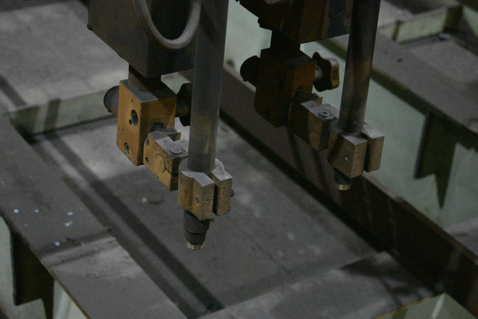 Esab CNC FOUR HEAD FLAME STRIPPER, Year of manufac - Image 7 of 9