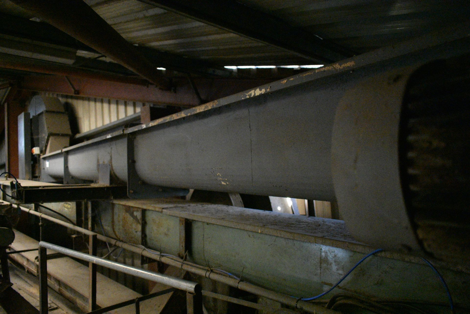 300mm dia. Inclined Screw Conveyor, approx. 6.7m long, with geared electric motor, two discharge - Image 4 of 5