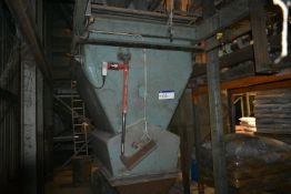 Howe Richardson 1000kg Loadcell Hopper Weigher, approx. 1.75m x 1.3m x 1.9m deep, with discharge