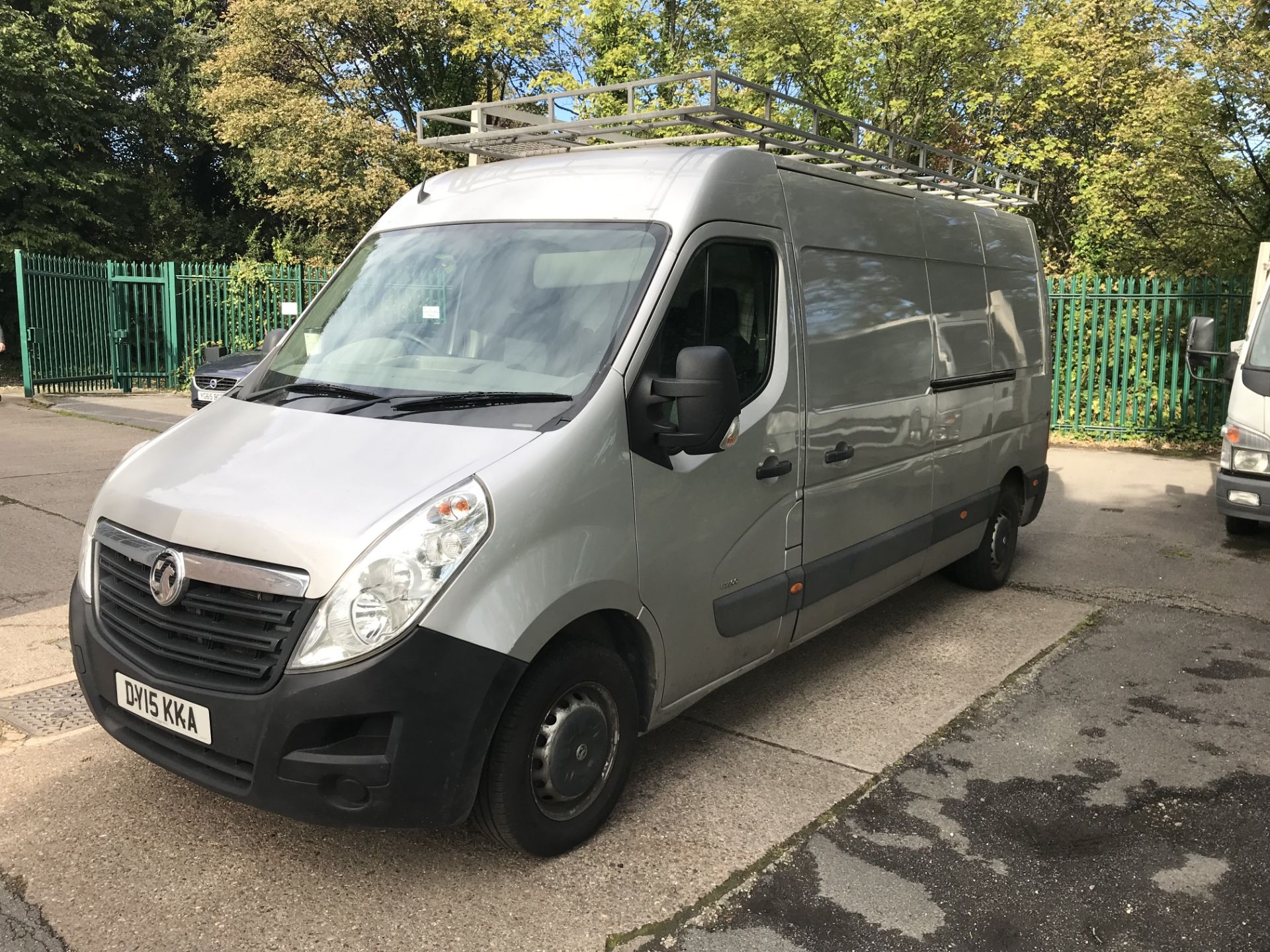 Vauxhall Movano 35 2.3 CDTi BiTurbo ecoflex 136ps VAN, with fitted glass rack, registration no. DY15 - Image 2 of 7