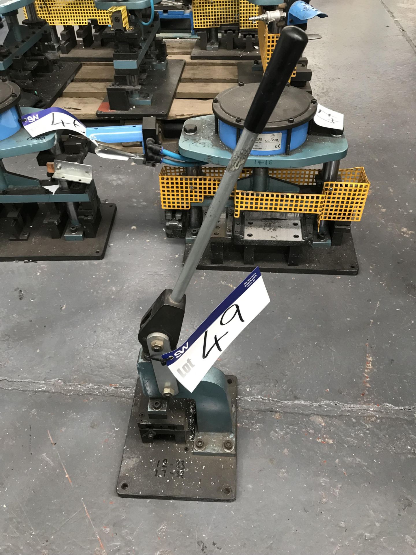 Shoham Manual Punch Tool, Model COM6 Type T3, serial no. 622, year of manufacture 2005Please read