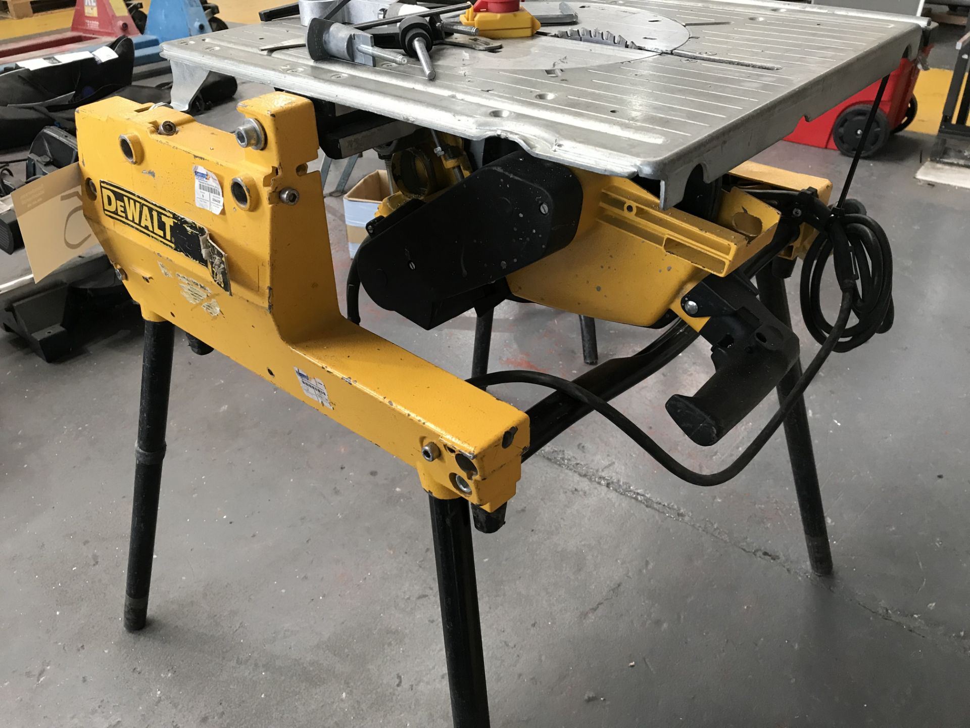 DeWalt DW743-LX Type 2 Portable Saw Bench, 110VPlease read the following important notes:- *** - Image 2 of 2