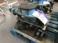 Shoham Pneumatic Punch Tool, Model COM5 Type T19, serial no. 687, year of manufacture 2005Please