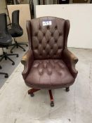 Brown Leather Chesterfield Type Swivel ArmchairPlease read the following important notes:- ***