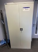 Silverline Tall Double Door Metal Cabinet (excluding contents) Please read the following important