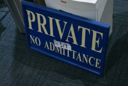 Private No Admittance Sign, approx. 600mm x 400mm