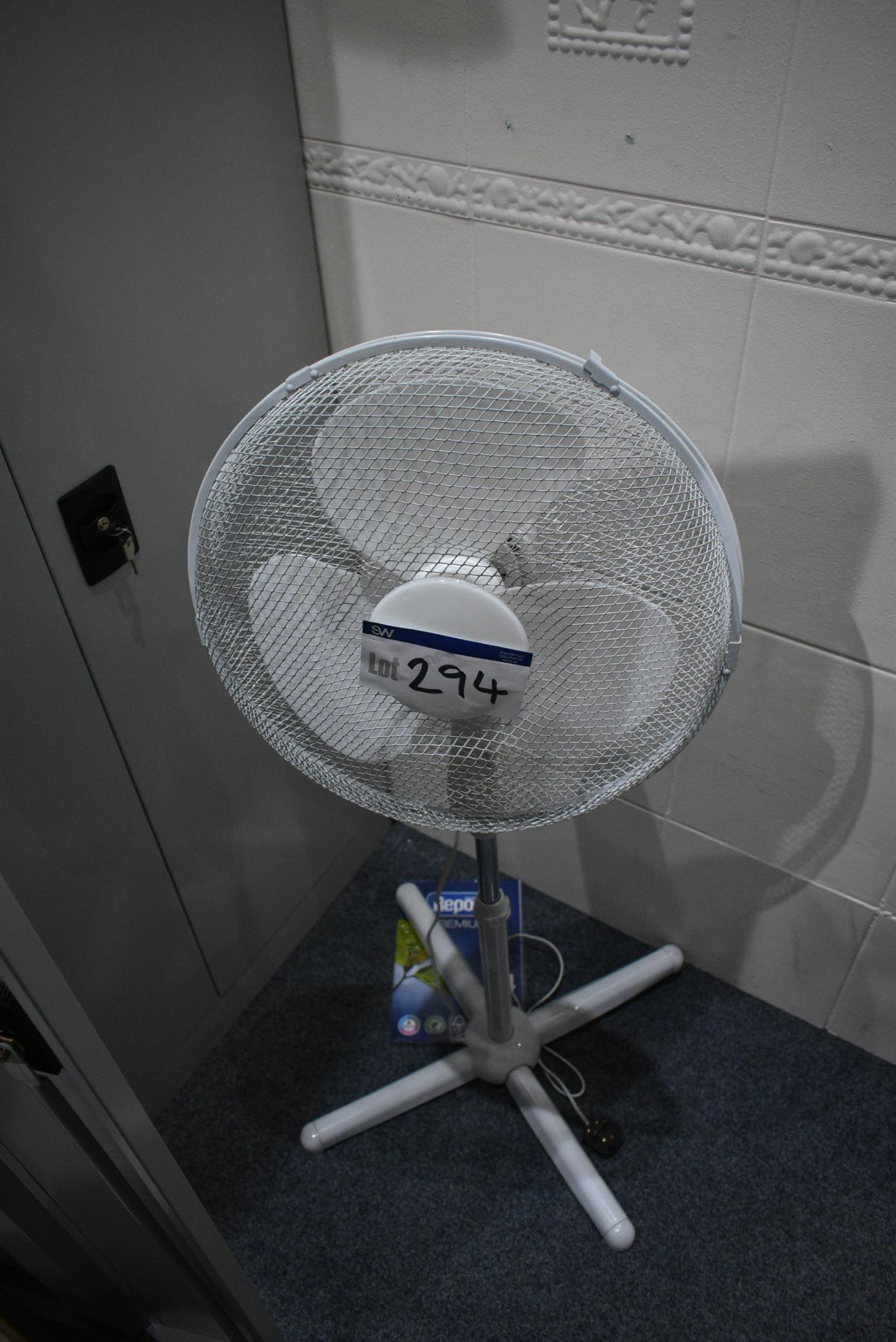 Pedestal Fan (note this lot IS subject to vat on h