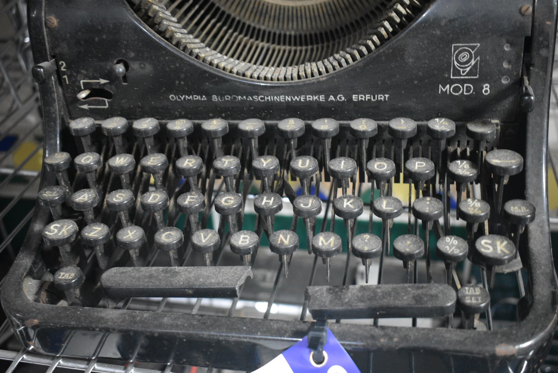 Olympia No. 8 Typewriter (note this lot is not sub - Image 4 of 5