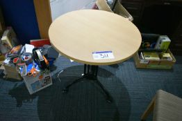600mm dia. Table (note this lot IS subject to vat