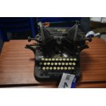 Oliver No. 5 Standard Visible Typewriter (note thi