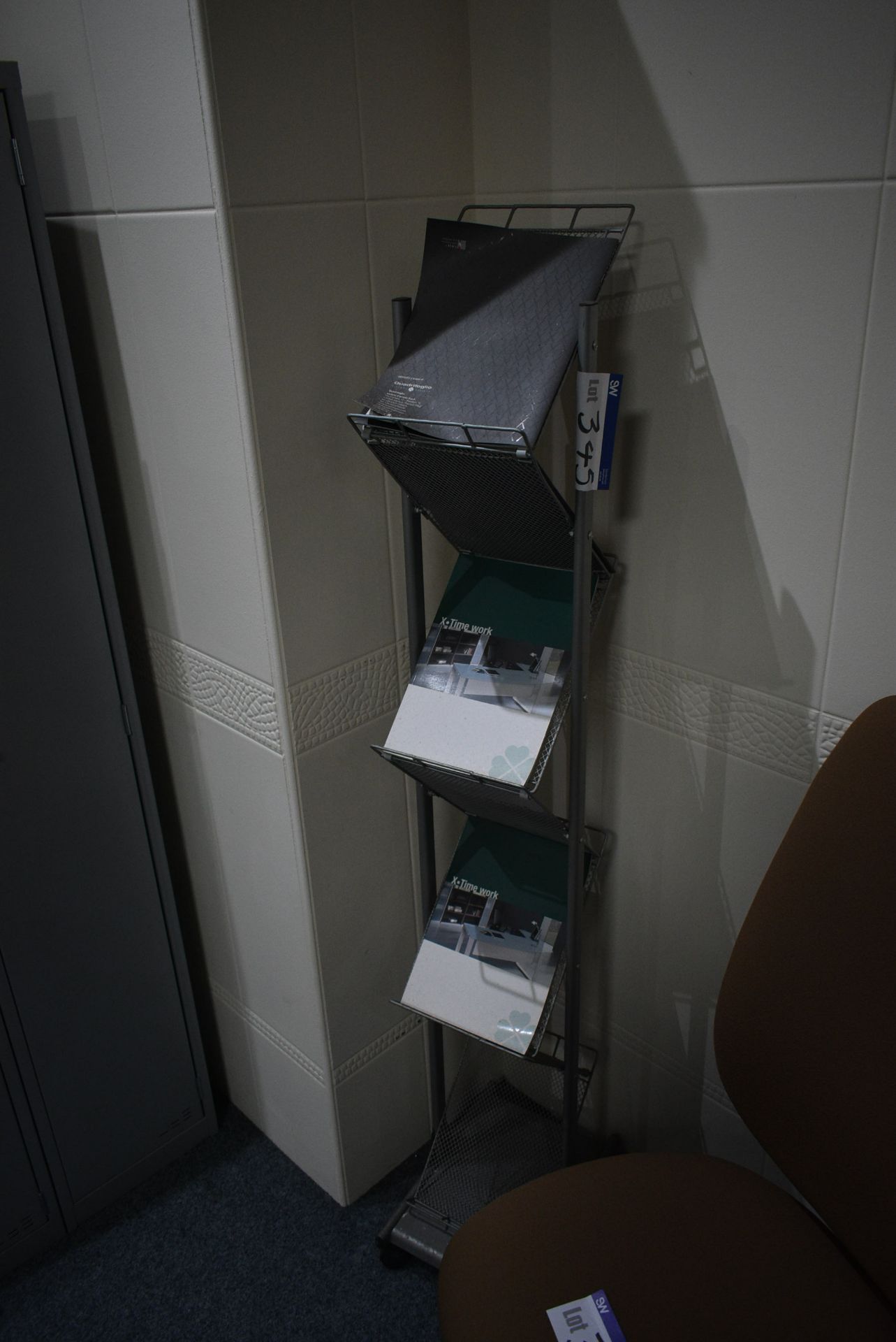 Multi-Tier Pamphlet Display Rack (note this lot IS