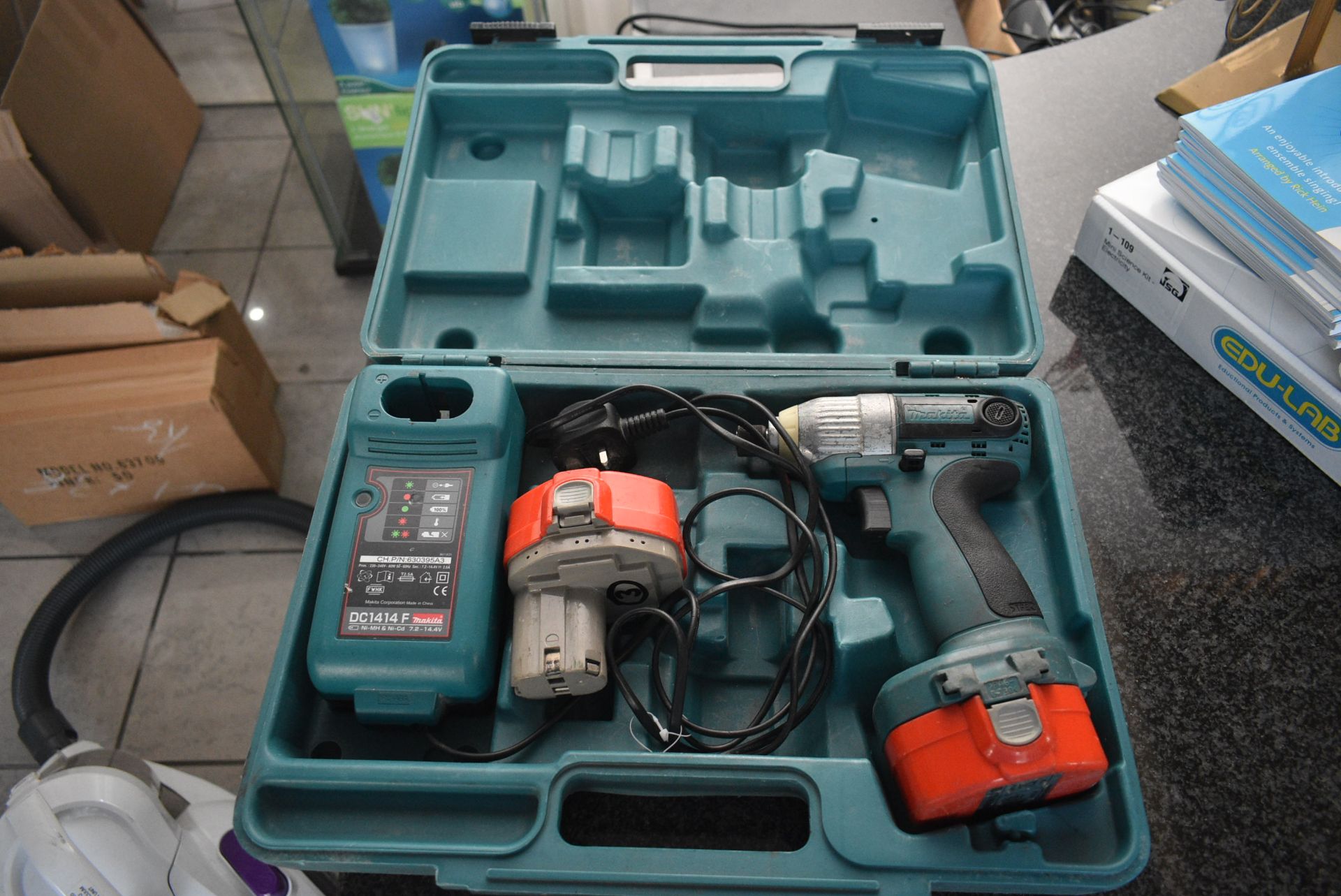 Makita 6935FD 14.4V Portable Electric Battery Dril - Image 2 of 2