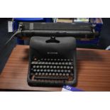 Olivetti Lexikon 80 Typewriter (note this lot is n