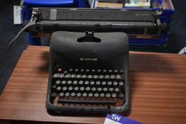 Olivetti Lexikon 80 Typewriter (note this lot is n