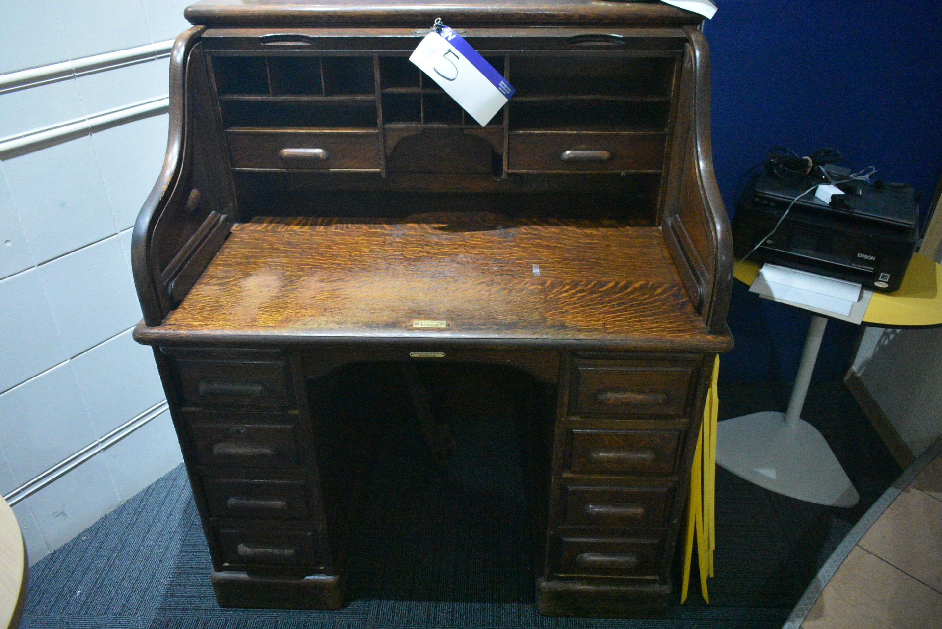 S TYPE ROLL TOP DESK, approx. 1.06m x 760mm x 1250