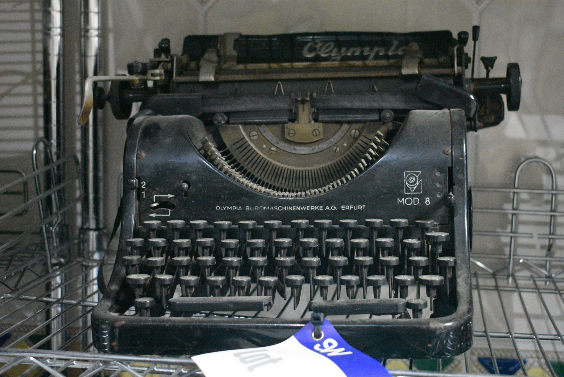 Olympia No. 8 Typewriter (note this lot is not sub - Image 5 of 5