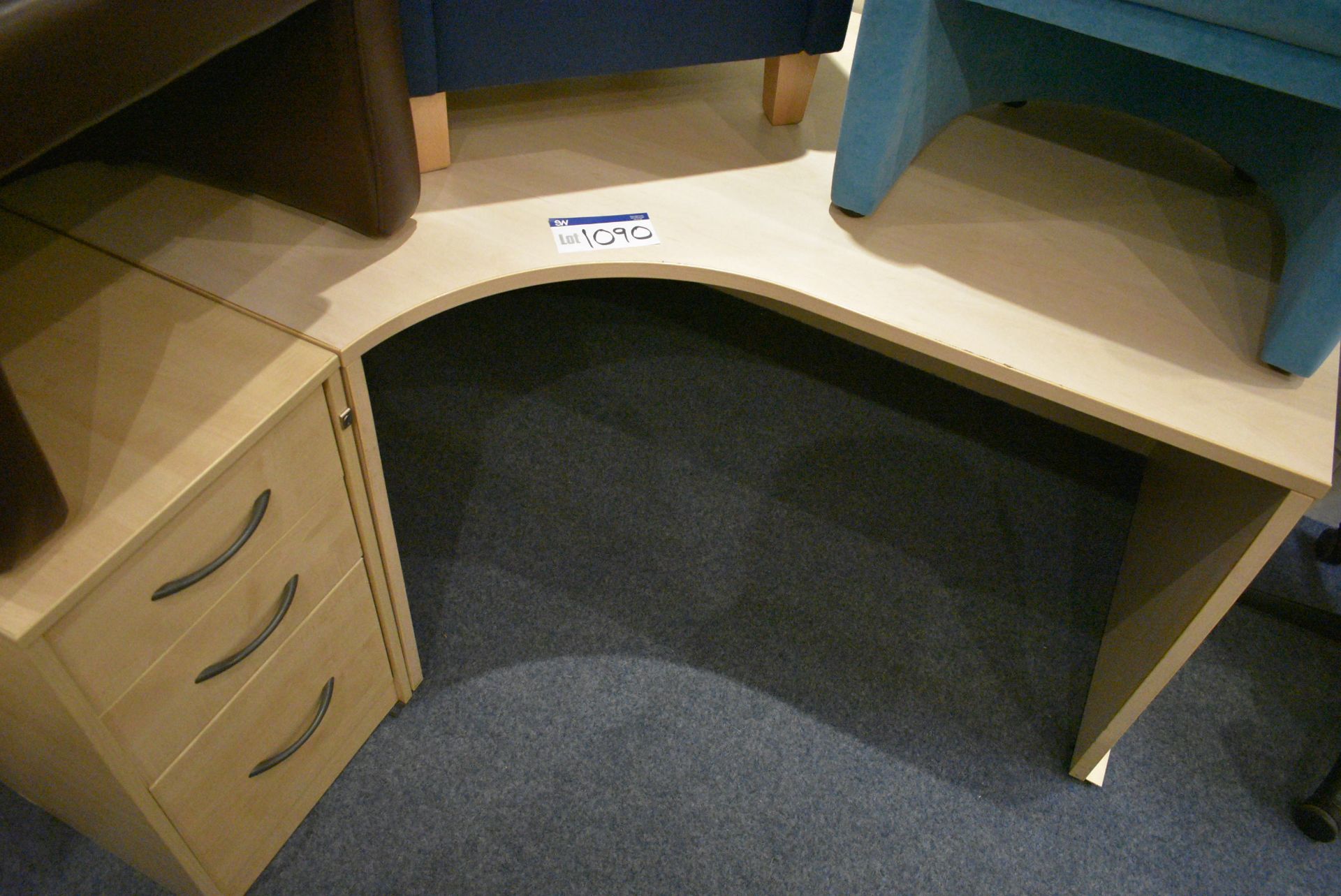 L-Shaped Desk, 1.6m x 1.2m, with three drawer pede