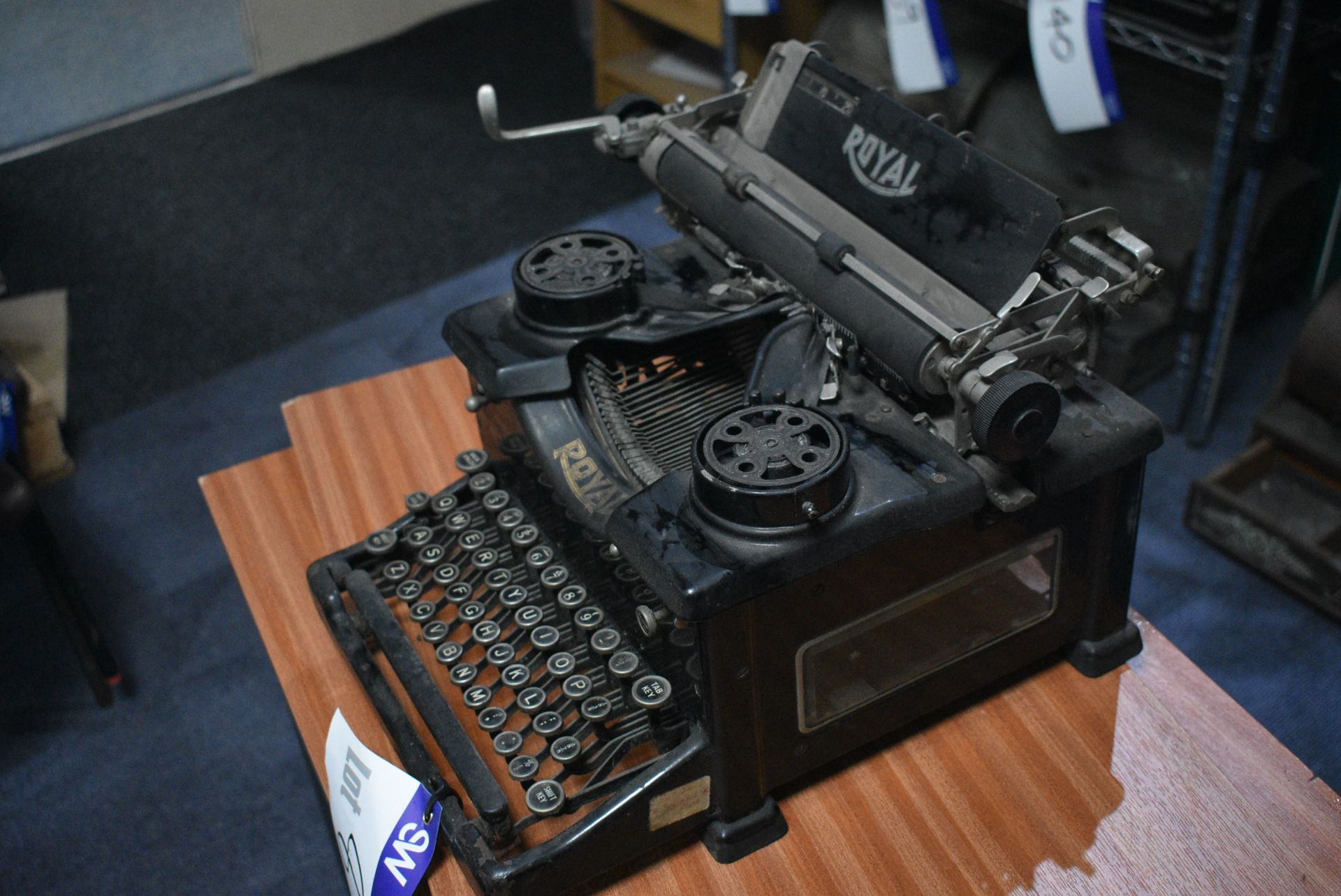 Royal Typewriter (note this lot is not subject to - Image 3 of 4