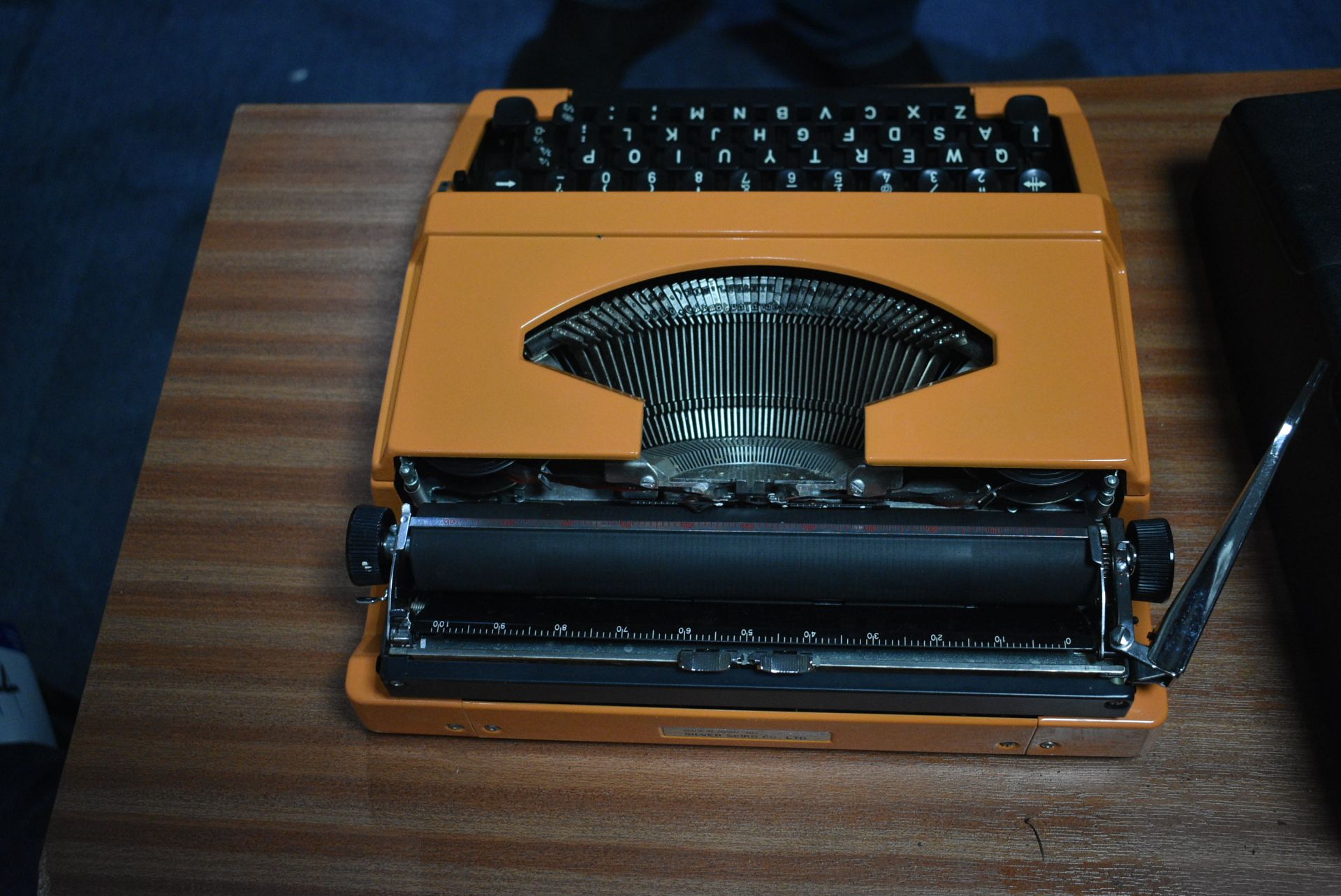 Silver-Reed 100 Portable Typewriter (note this lot - Image 2 of 3