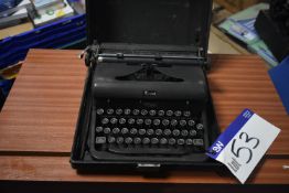Royal Portable Typewriter, with carry case (note t