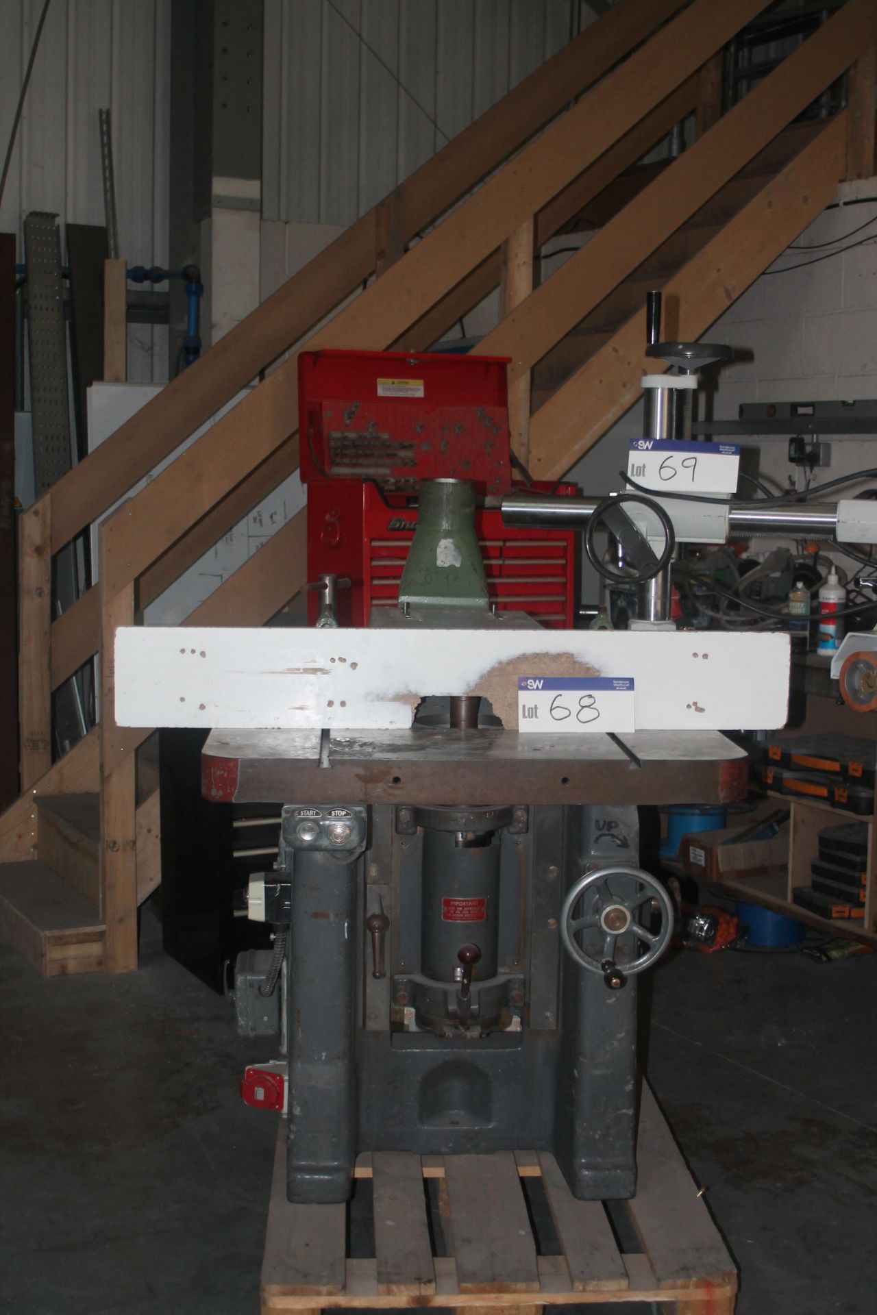 Wadkin EQ Spindle Moulder, free loading onto purch - Image 2 of 2