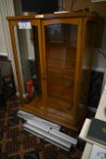 DOUBLE DOOR FRAMED DISPLAY CABINET, approx. 1.12m x 570mm x 1.65 high, with glazed shelving (