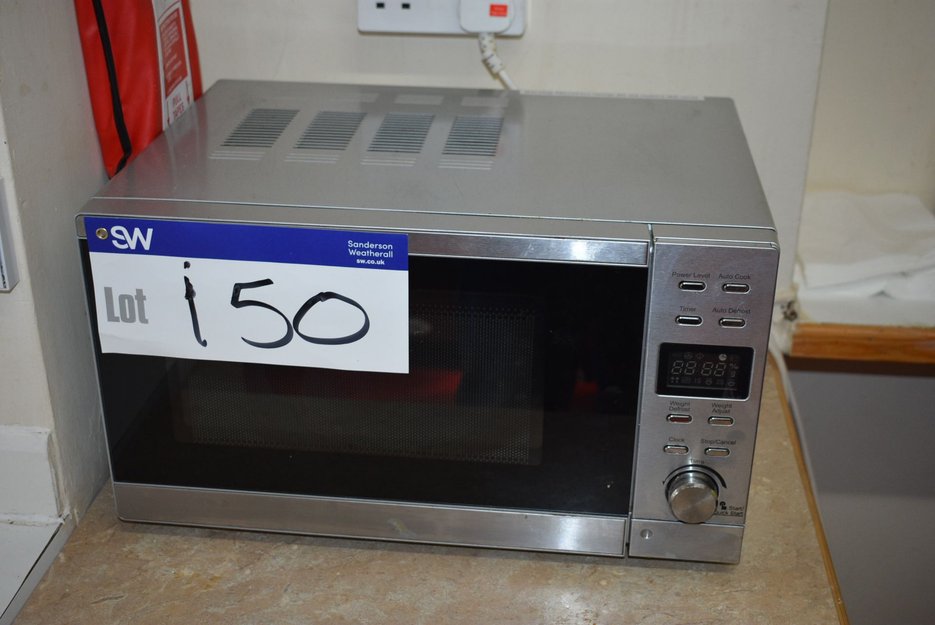 Microwave OvenPlease read the following important notes:- ***Overseas buyers - All lots are sold