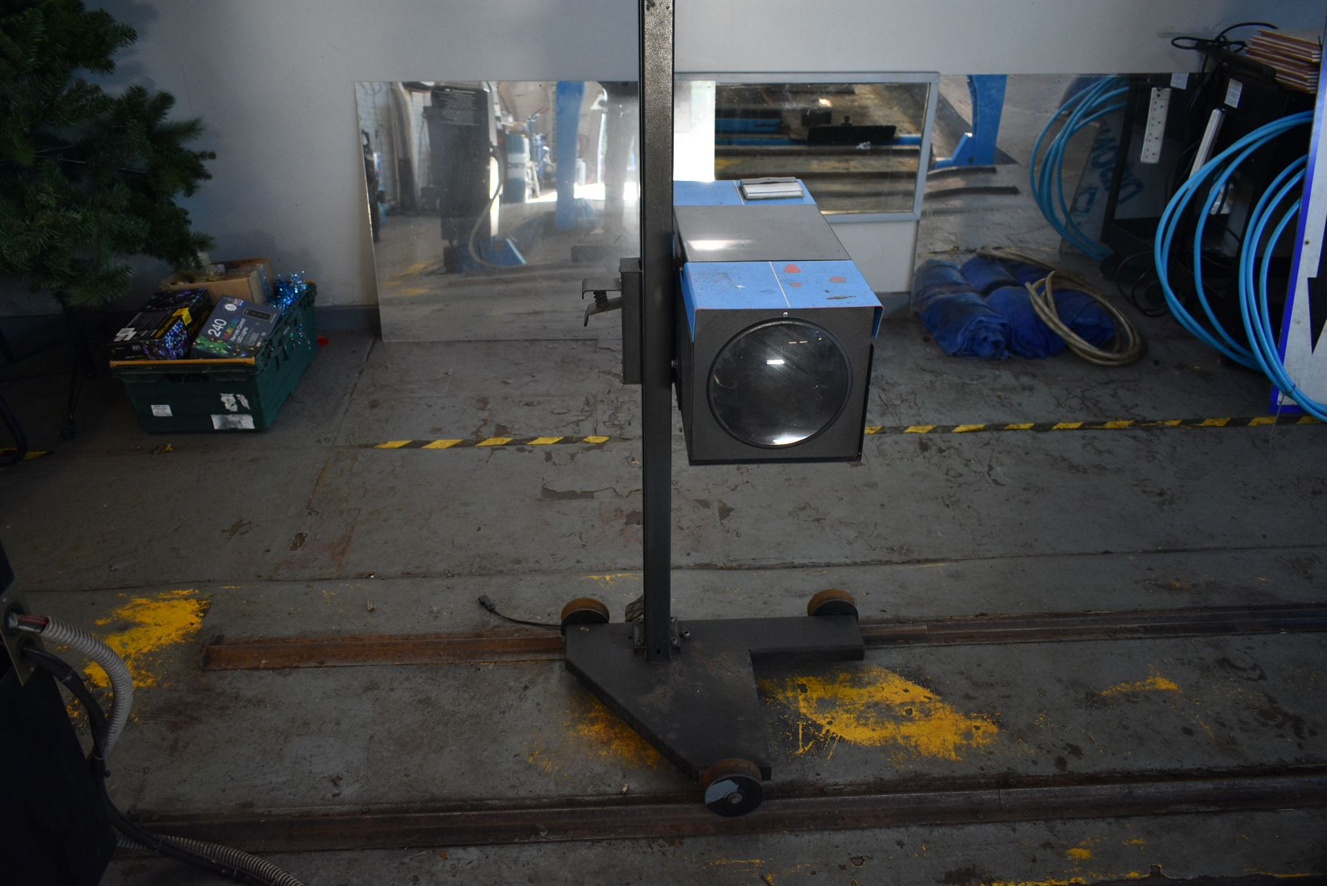 Balco HL5000 HEADLAMP ALIGNMENT UNIT, year of manufacture 2002, serial no. B298Please read the - Image 7 of 7