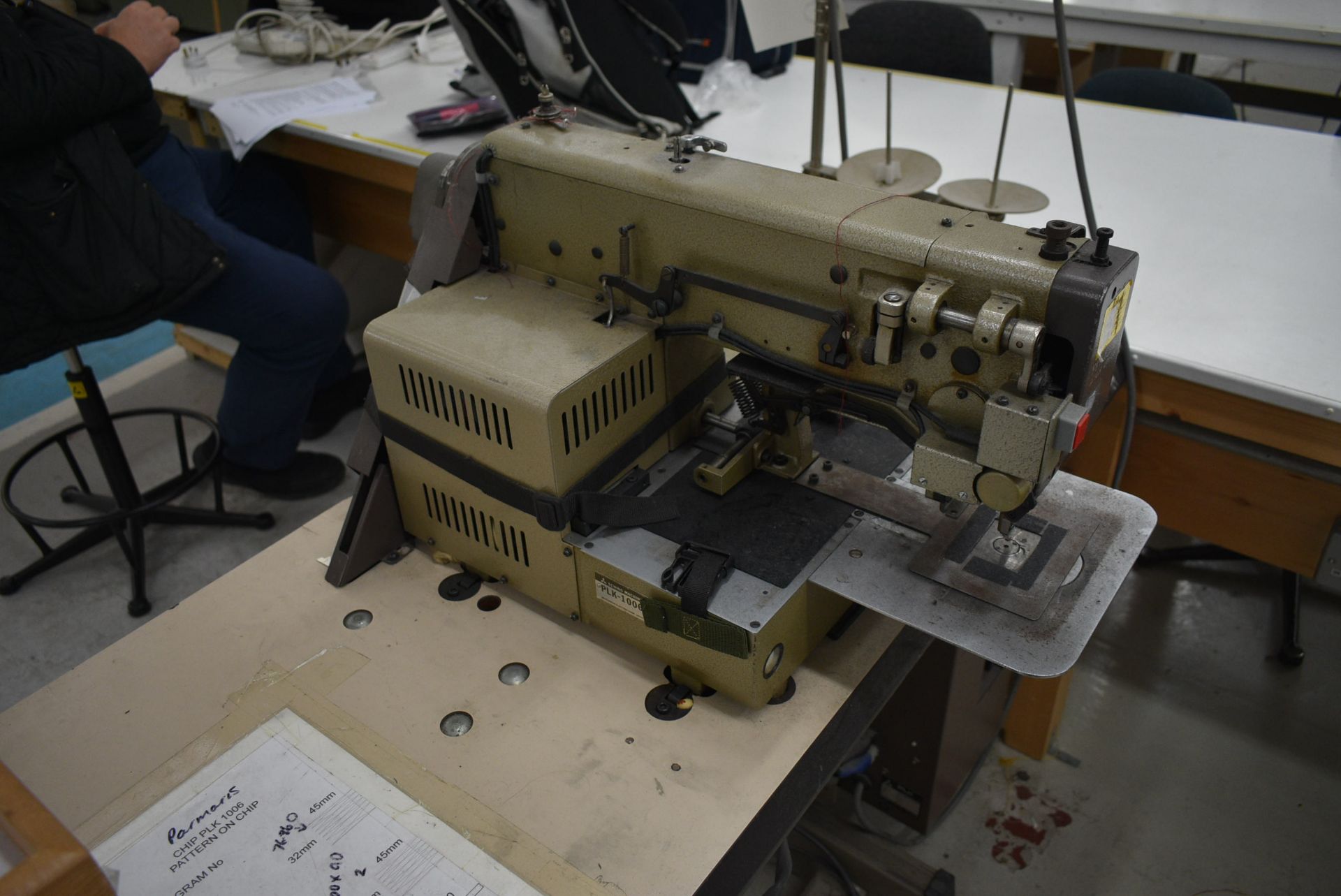 Mitsubishi PLK-10060 PROGRAMMABLE SEWING MACHINE, serial no. 150450, with bench and Limi-Stop Z - Image 3 of 7