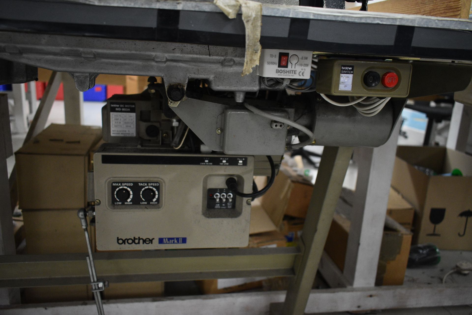 Brother EXEDRA E-40 DB2-B737-413 MARK II SINGLE NEEDLE FLAT BED SEWING MACHINE, serial no. E0547638, - Image 6 of 7