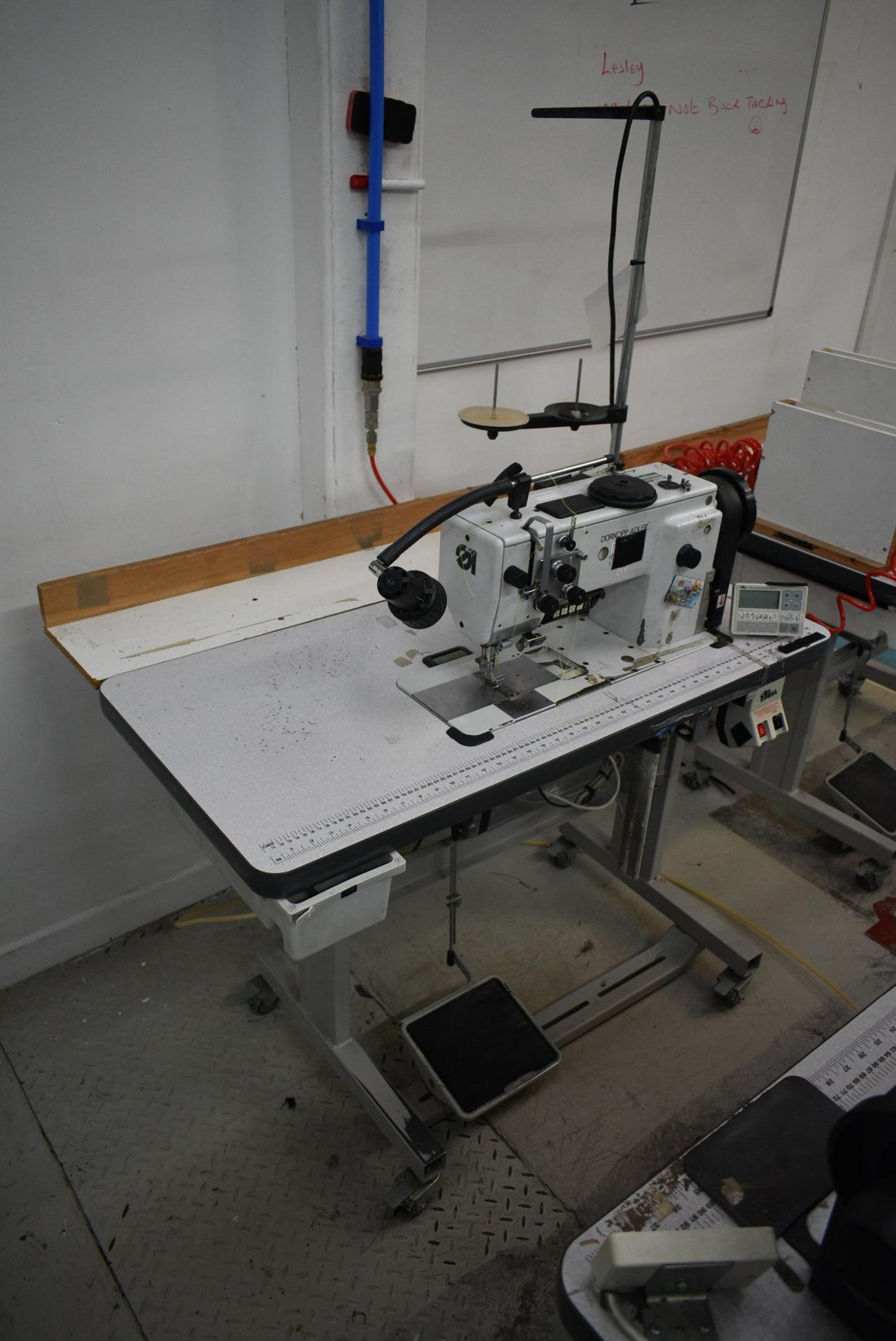 Durkopp Adler 0767 990015 767-FA-373-RAP FLAT BED SEWING MACHINE, serial no. 0767834203, with Efka - Image 2 of 7