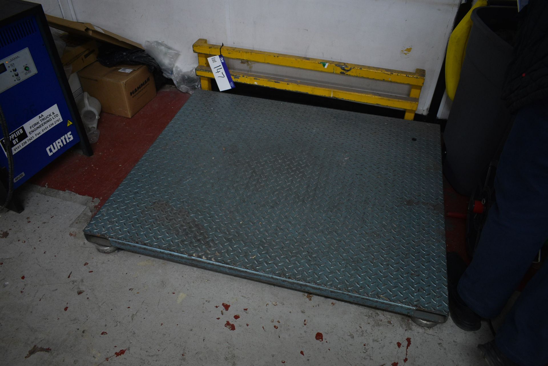 Digital Load Cell Weighing Platform, approx. 1.45m x 1.2m, with Leon Engineering 2000kg digital read