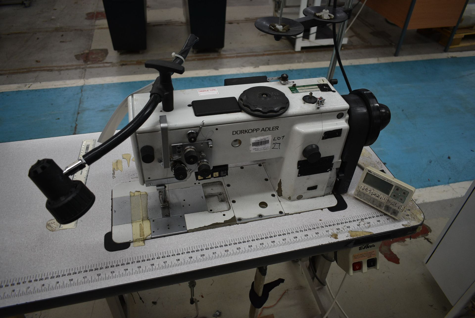 Durkopp Adler 0767 990015 767-FA-373-RAP FLAT BED SEWING MACHINE, serial no. 0767834200, with Efka - Image 3 of 7