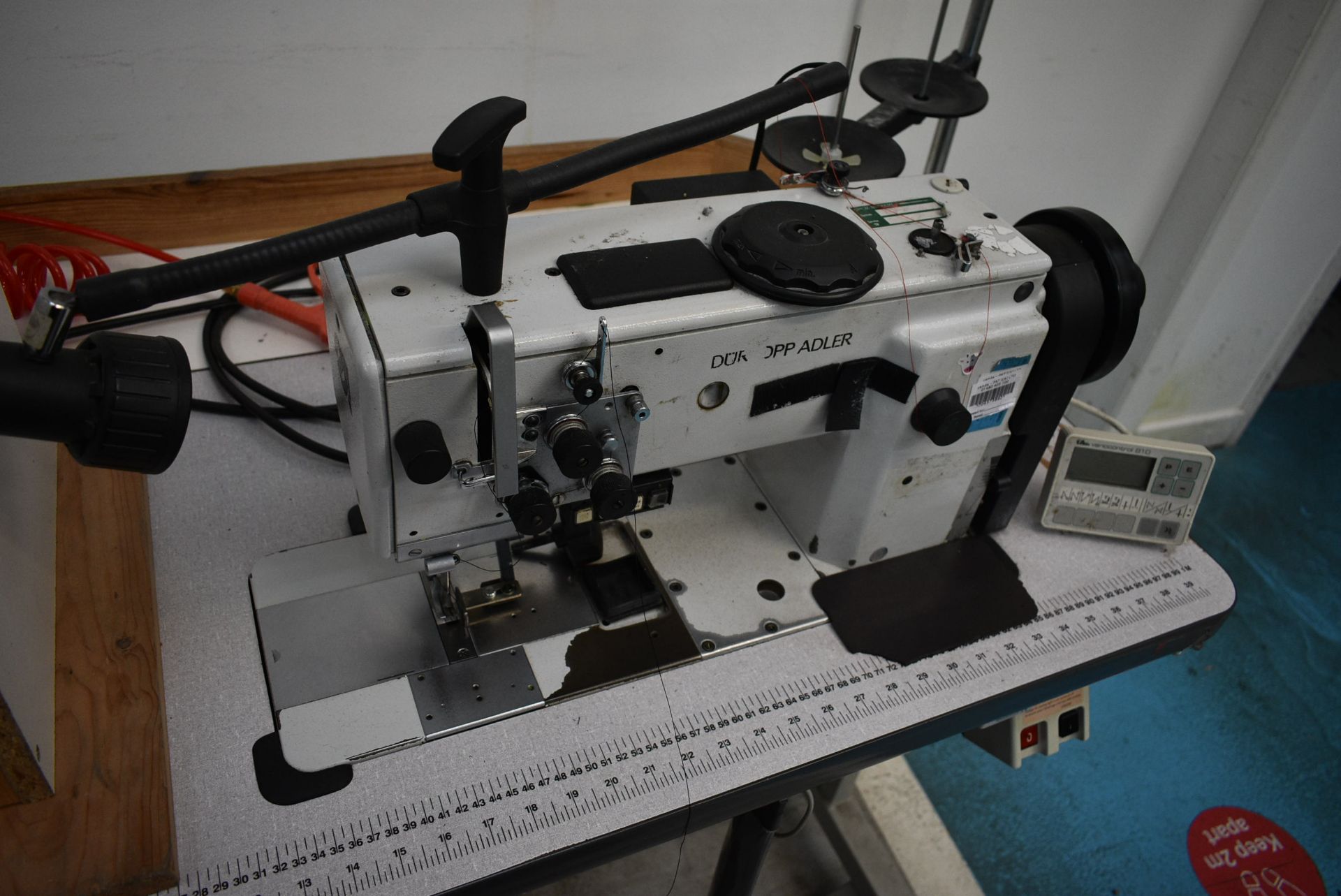 Durkopp Adler 0767 990015 767-FA-373-RAP FLAT BED SEWING MACHINE, serial no. 0767834742, with Efka - Image 3 of 7