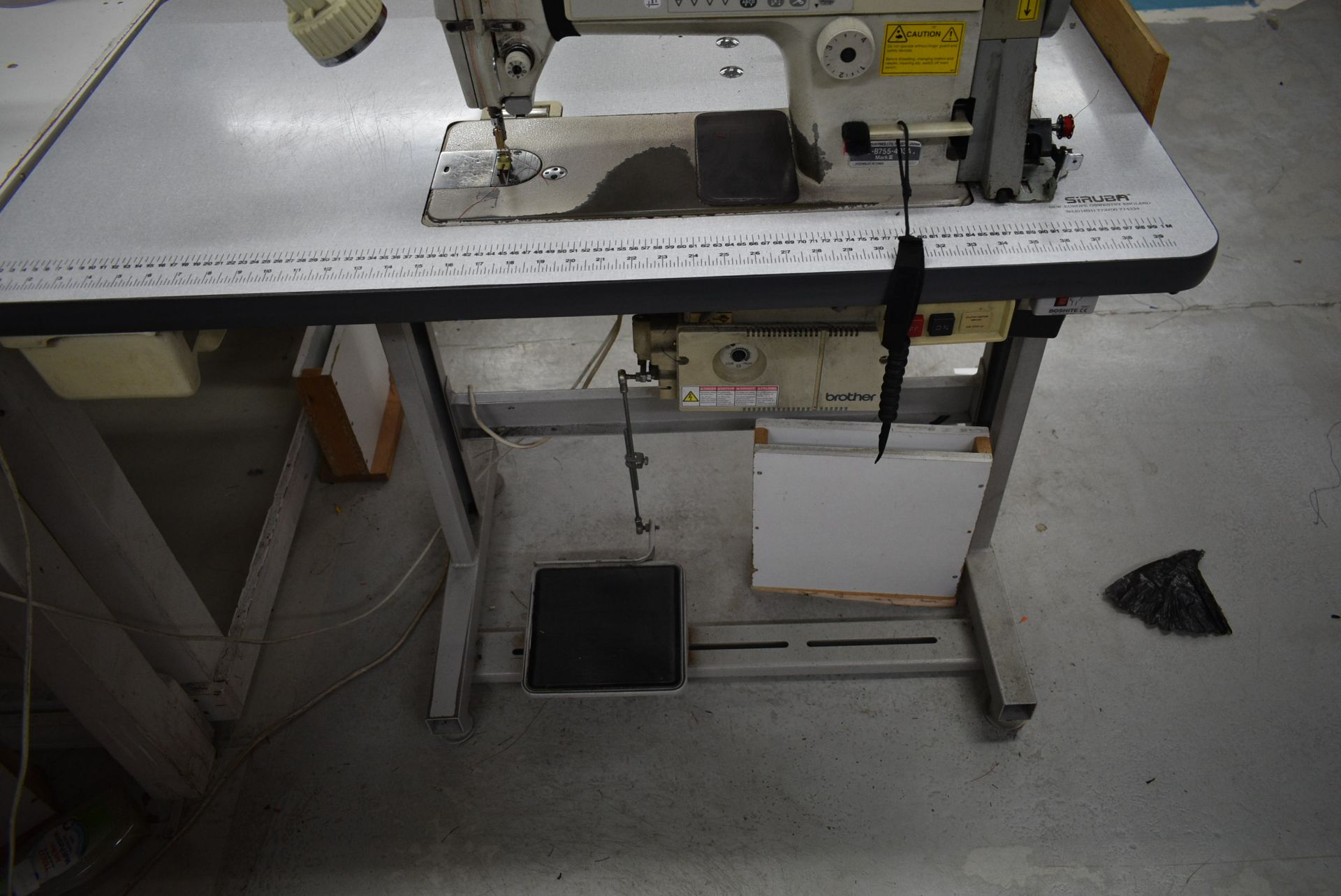 Brother F-40 DB2-B755-403A MARK III FLAT BED SEWING MACHINE, serial no. H7028887, with EC2 - Image 5 of 7