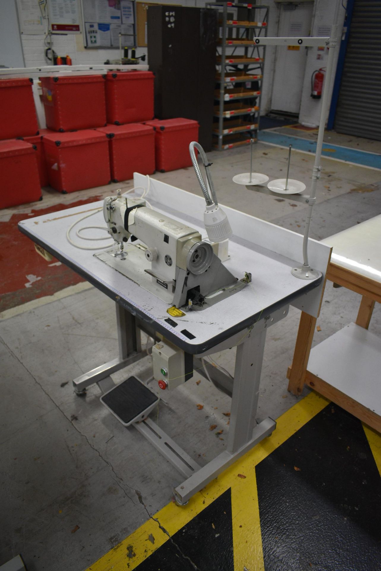 Brother DB2-B791-415B FLAT BED SEWING MACHINE, serial no. E8579724, with E-2 control, electric motor - Image 2 of 7