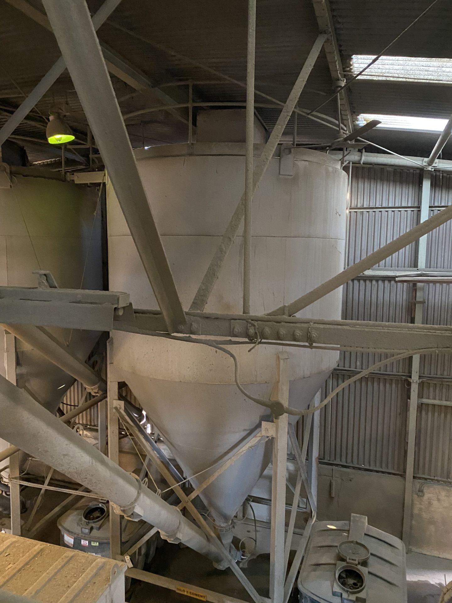 BULK STORAGE SILO, (understood to have a capacity - Image 4 of 4