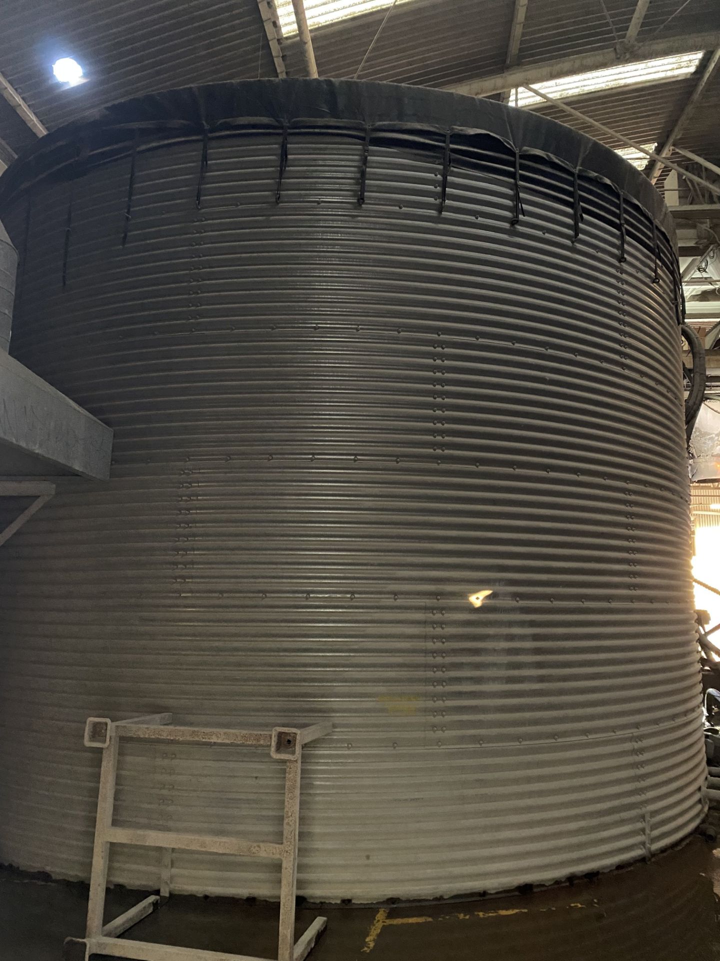 CORRUGATED GALVANISED STEEL WATER STORAGE TANK, ap - Image 3 of 3