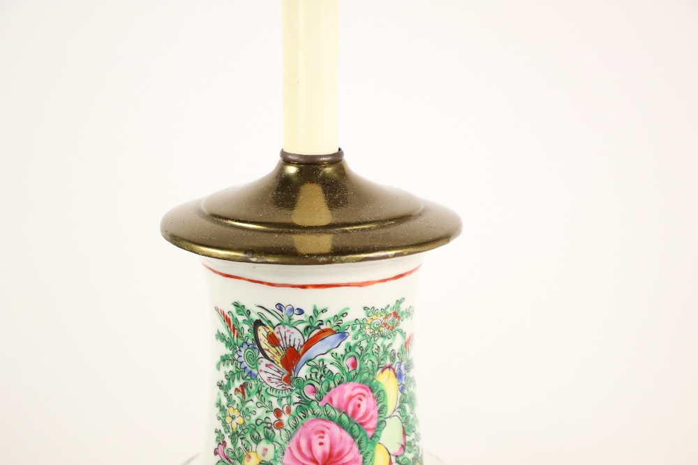 Chinese Hand Painted Lamp - Image 8 of 10