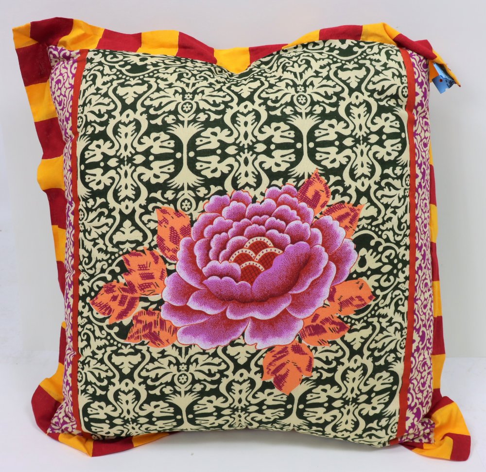 (3) Lisa Conti Decorative Pillows - Image 6 of 21