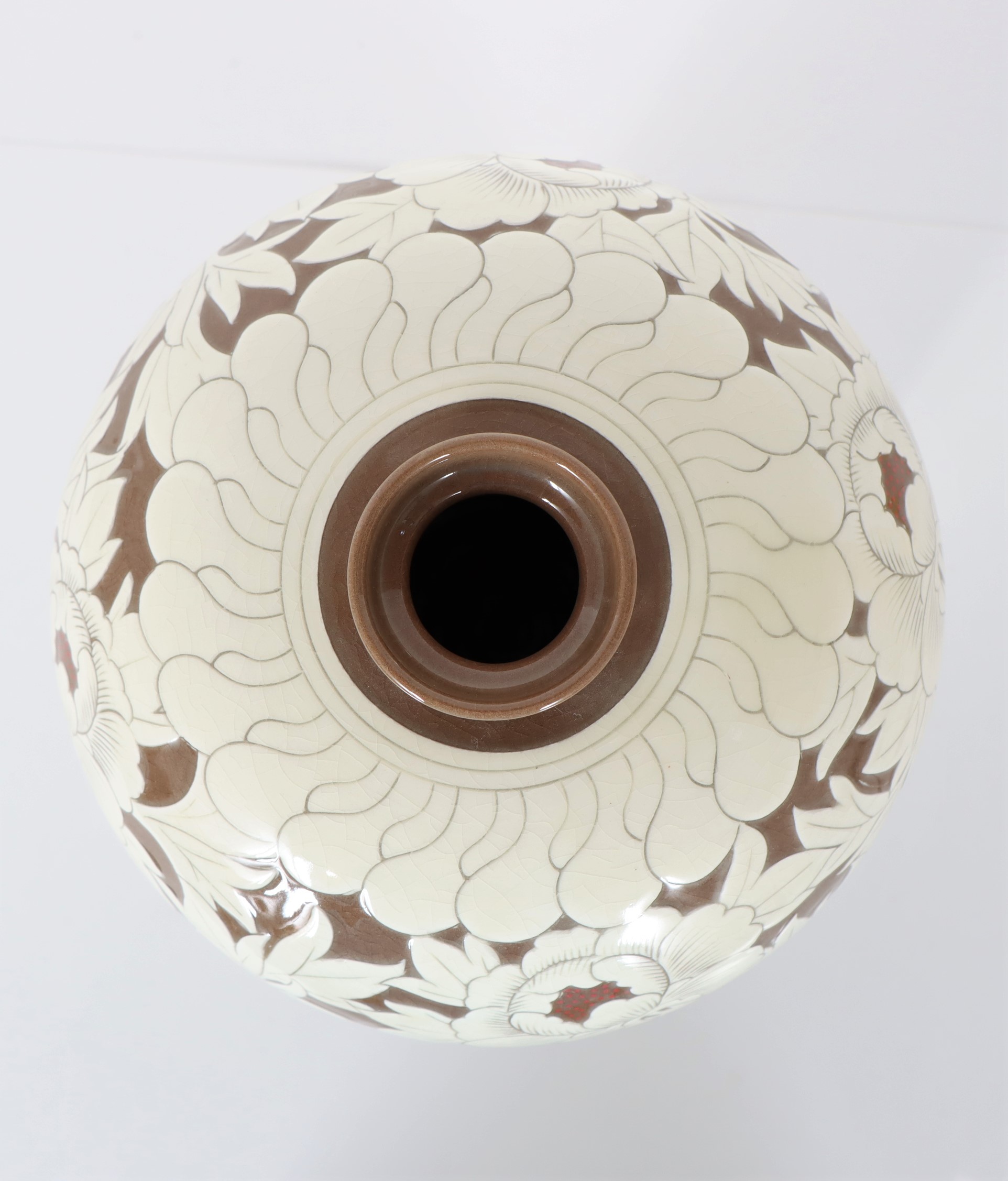 Brown & White Chinese Vase with Floral Pattern - Image 3 of 4