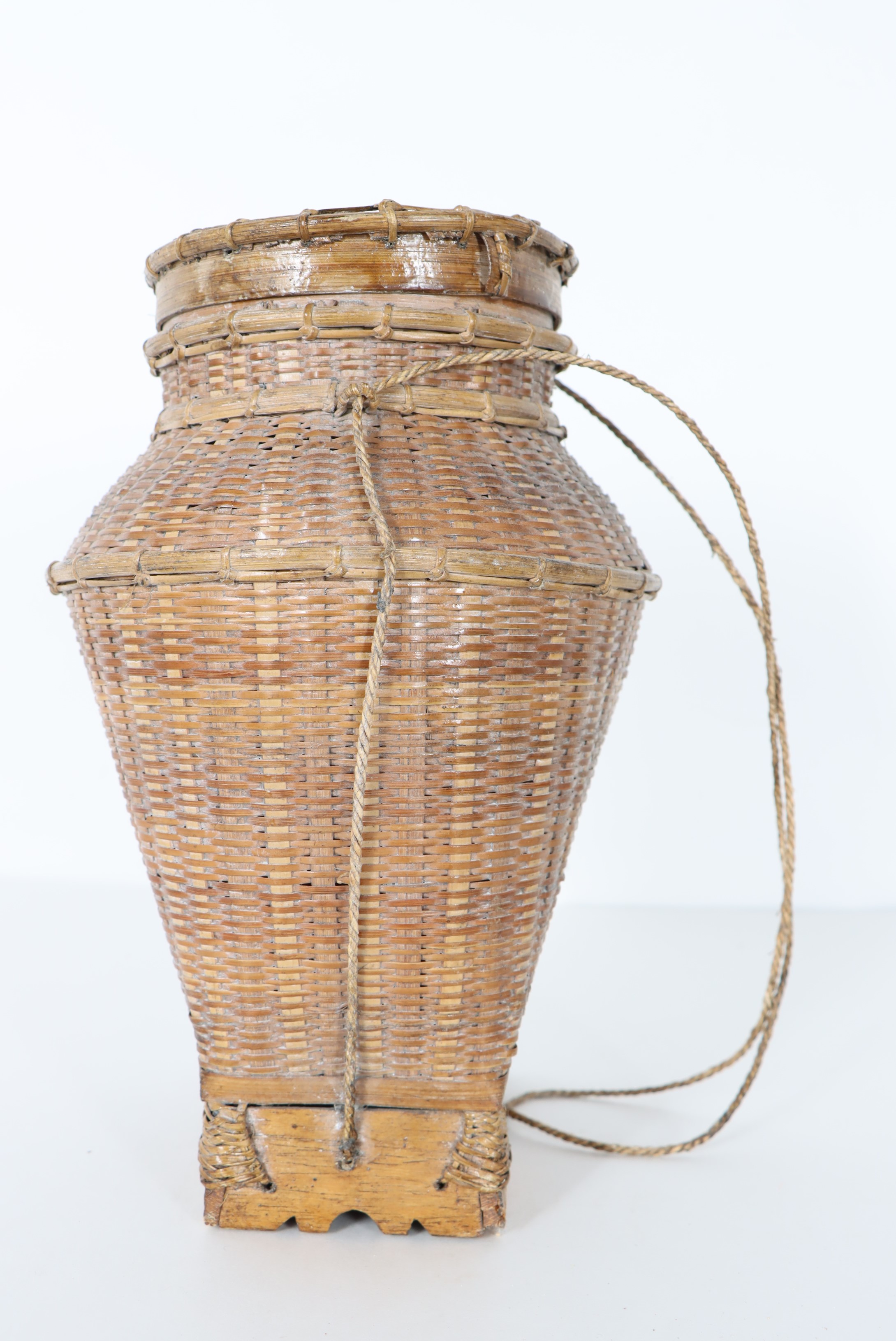 Woven Fishing Basket - Image 4 of 4