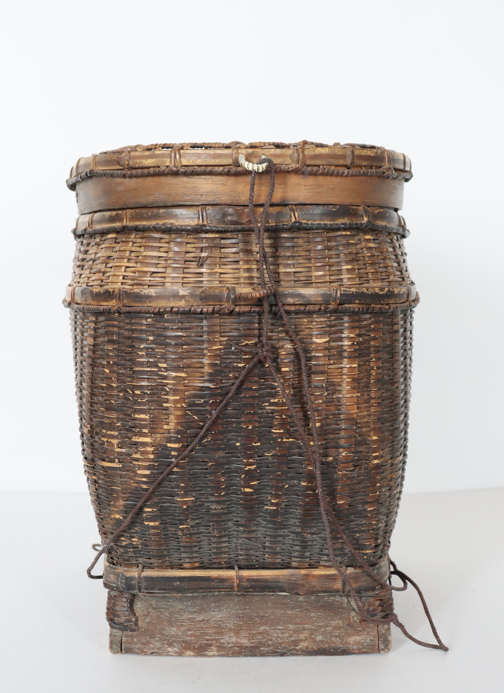 Woven Fishing Basket - Image 4 of 4